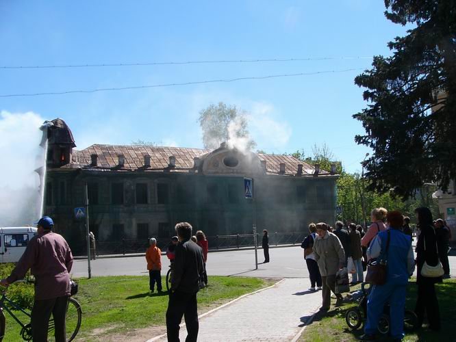 Пожар на ул.Володарского, д. 5а