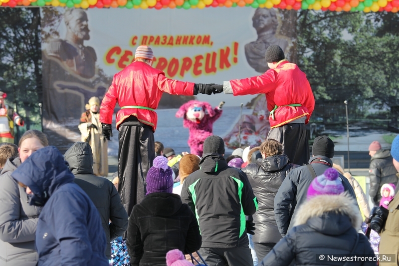 Сестрорецк провожал зиму под Gangman Style