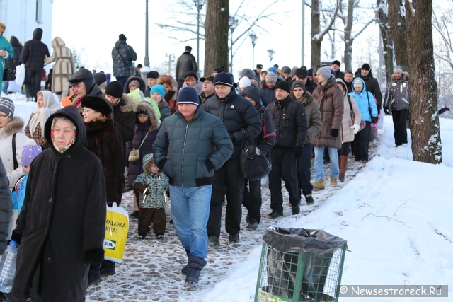 Православные отметили Крещение в Сестрорецке