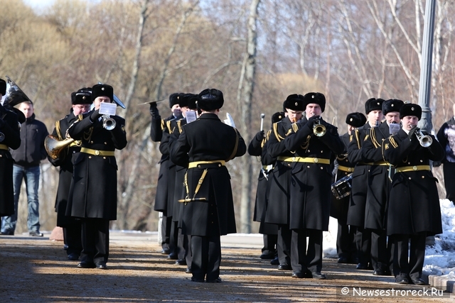 В Сестрорецке отметили День моряка-подводника 2014