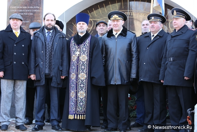 В Сестрорецке отметили День моряка-подводника 2014