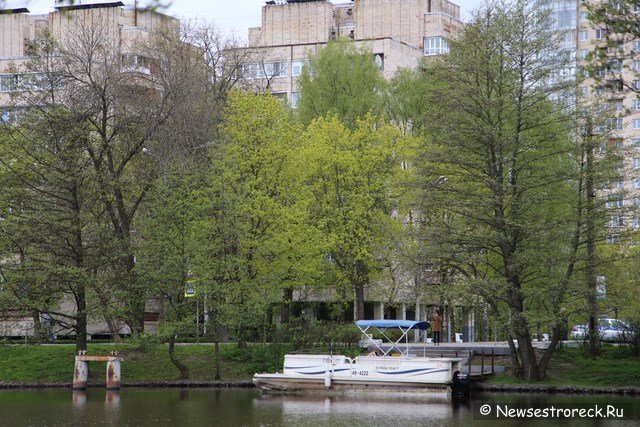 Сестрорецкий паром готов к новому сезону 2015