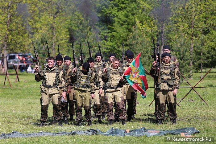 В Сестрорецке отметили День пограничника 2015