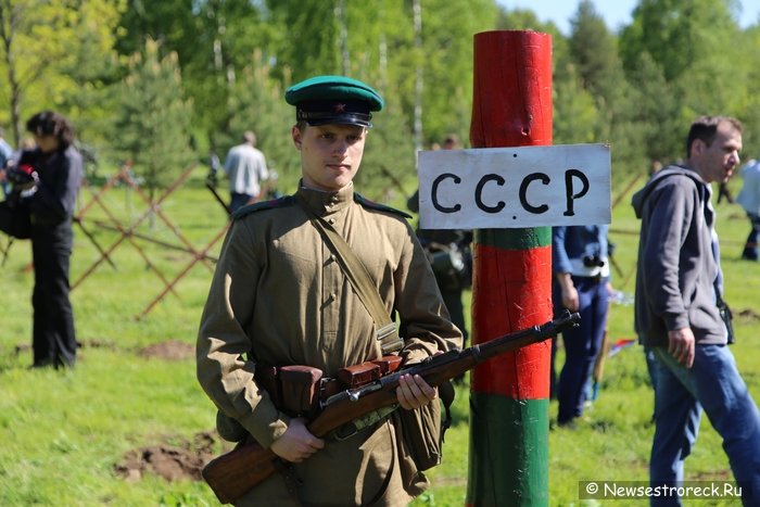 В Сестрорецке отметили День пограничника 2015