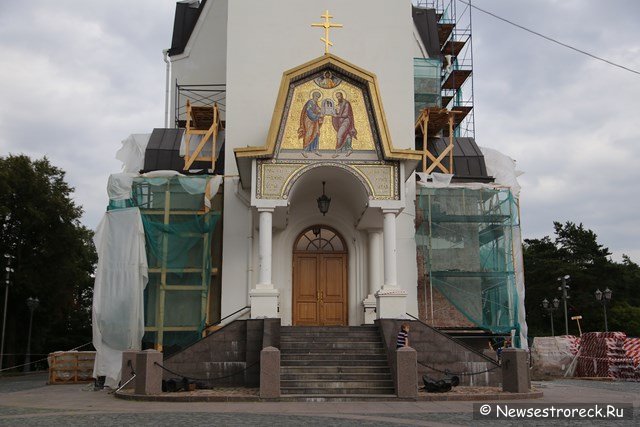  Здание храма Петра и Павла начали приводить в порядок