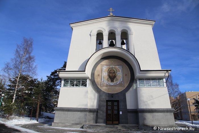 Храм Ксении Петербургской юридически построили за семь дней
