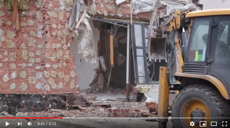 В Сестрорецке снесли "Связной"